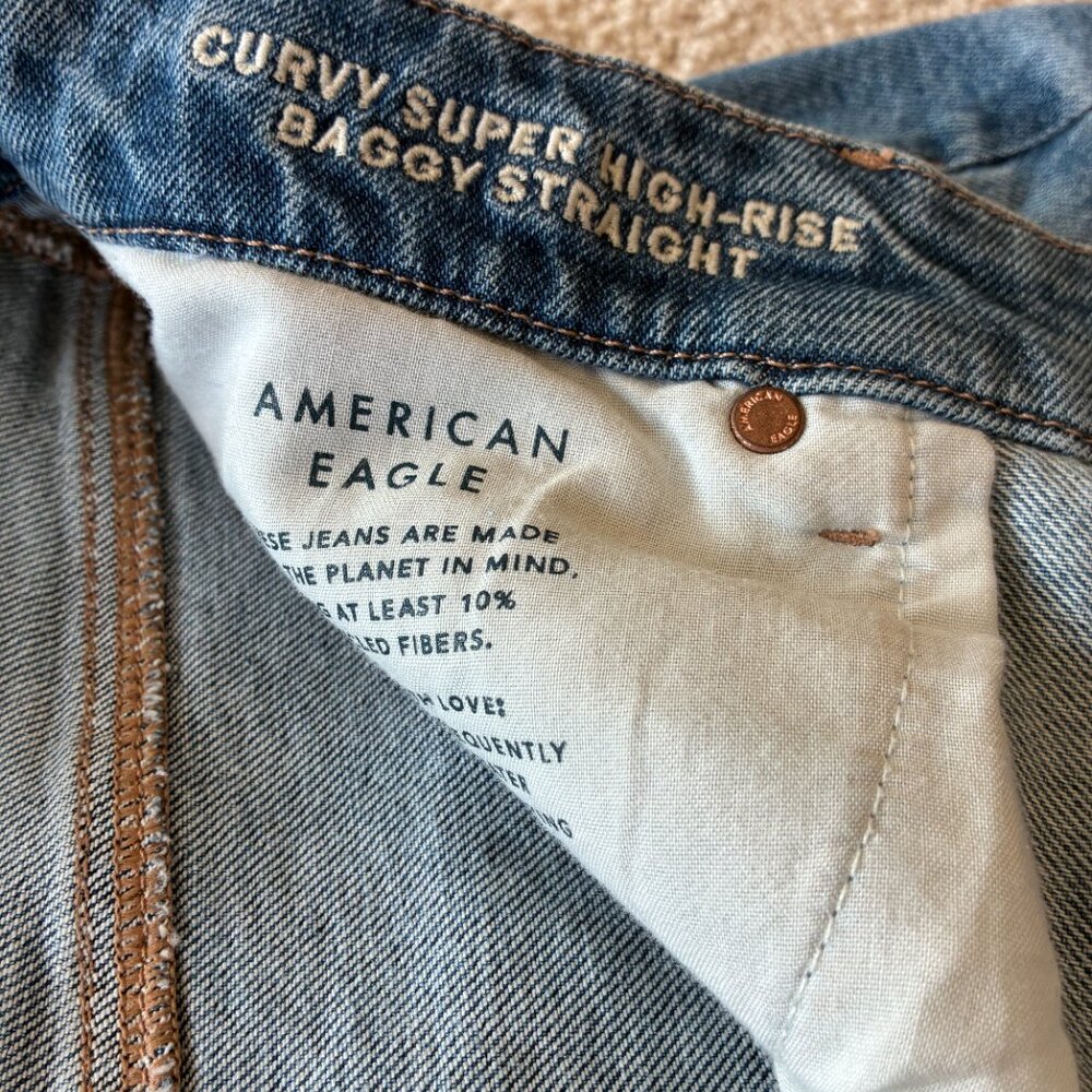 AE Strigid Curvy Super High-Waisted Baggy Straight Jean - Picture 8 of 14